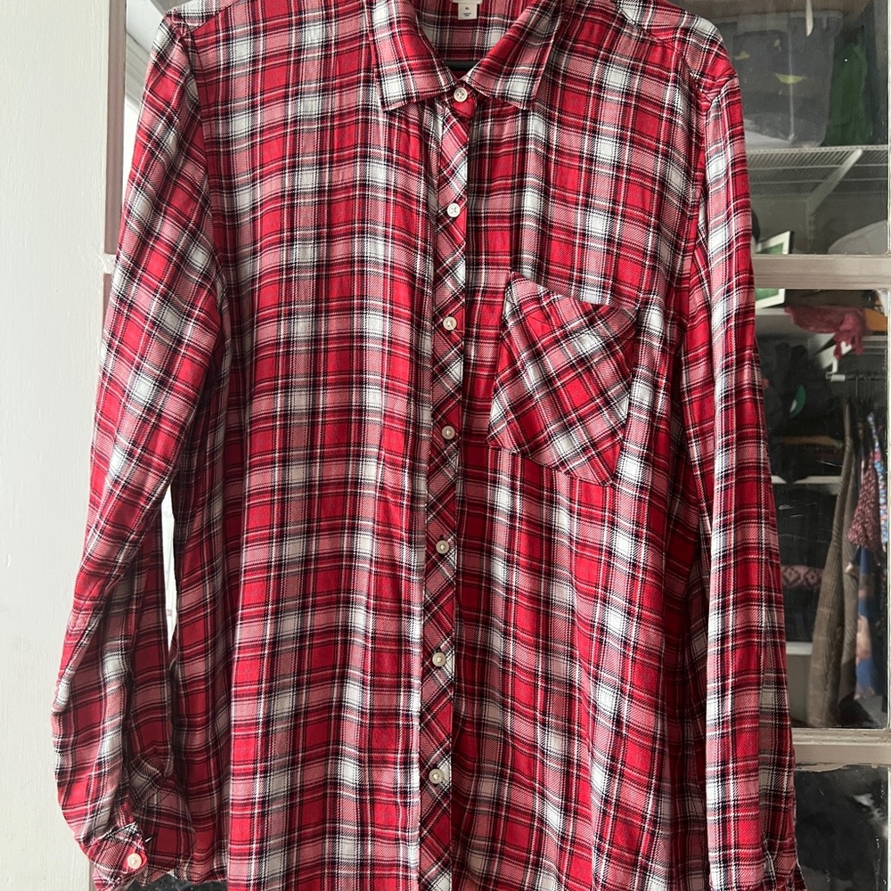 Gap Red Plaid Button-Up Shirt, summer cotton.